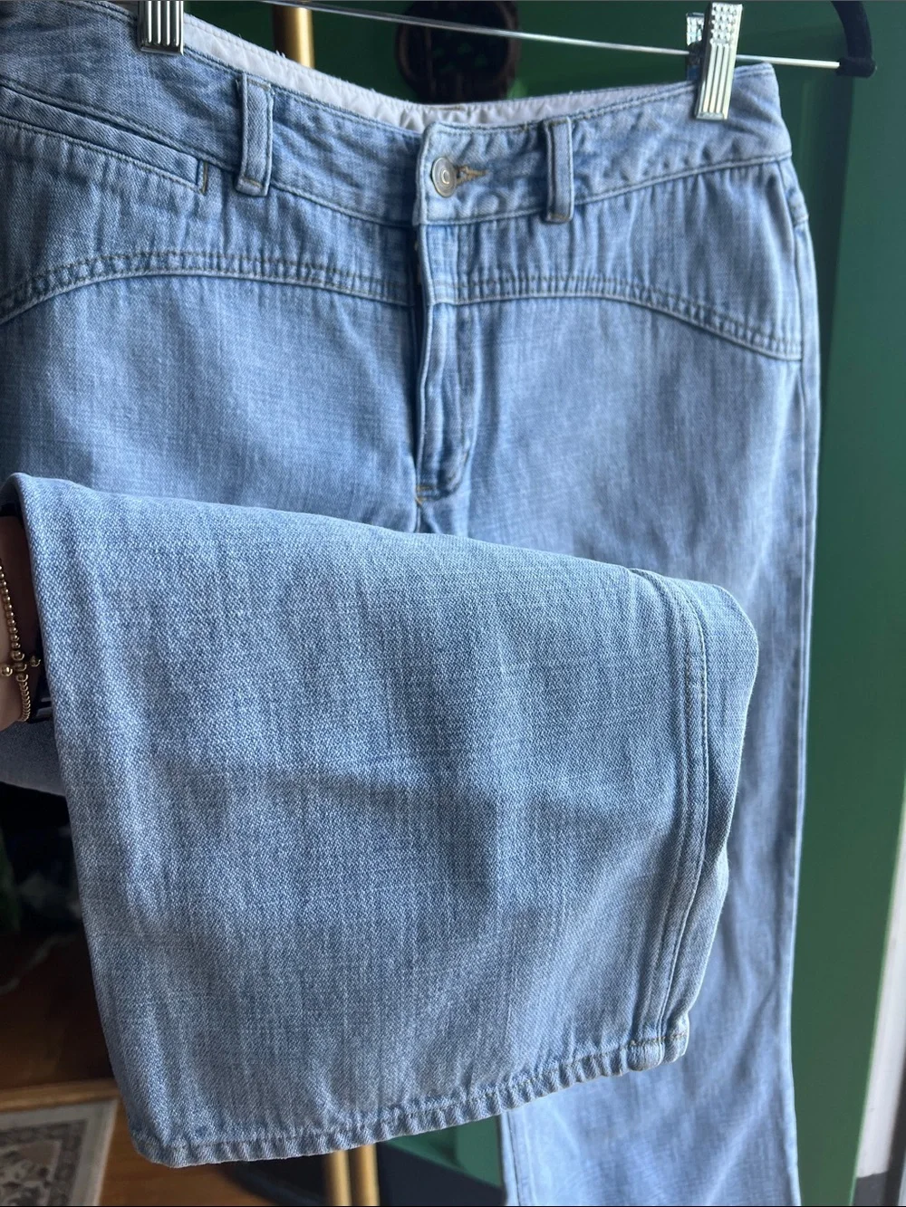 Liz Claiborne Light Blue Denim Capris crop 💕Size 4 vintage